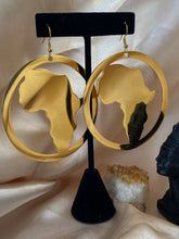 Load image into Gallery viewer, Motherland Statement Earrings
